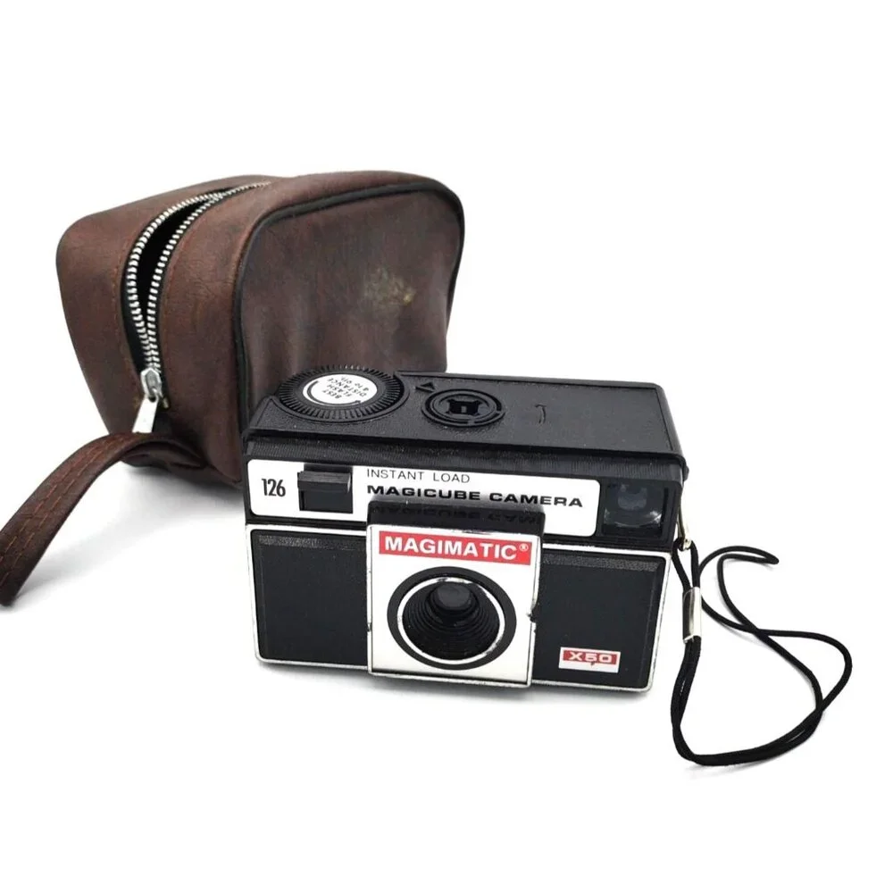Magimatic Magicube Vintage Camera X50 Has Case 1970s UNTESTED Display For Parts